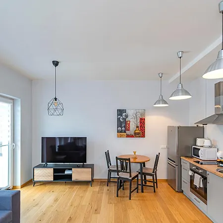 Urbanlife By Polo Apartment